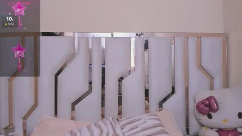    online show from December 21, 2025, 7:43 pm