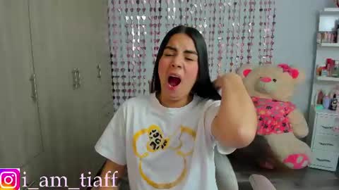 Snapshot of tifany_tay2 chatting on July 27, 2026, 2:51 am hey am julietha online show from July 27, 2026, 2:51 am