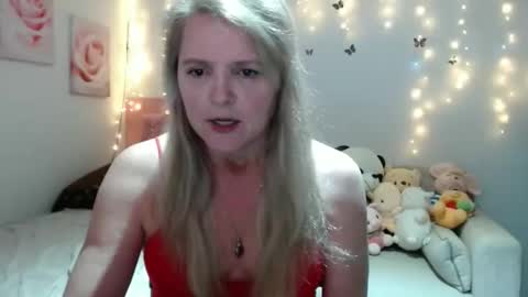 Snapshot of tifanycoopers chatting on January 16, 2026, 11:14 am Tifany online show from January 16, 2026, 11:14 am