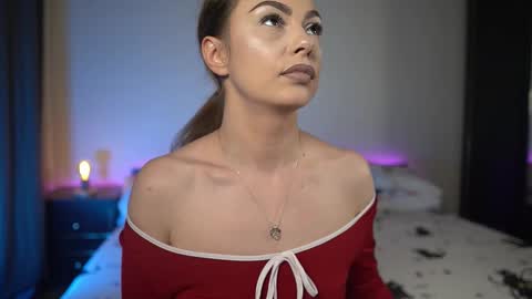 Tiffany online show from January 18, 2026, 9:18 pm