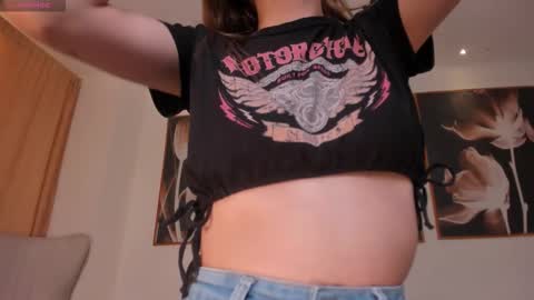 Snapshot of tiffannysins chatting on March 5, 2026, 11:39 am Tiffanny Sins online show from March 5, 2026, 11:39 am