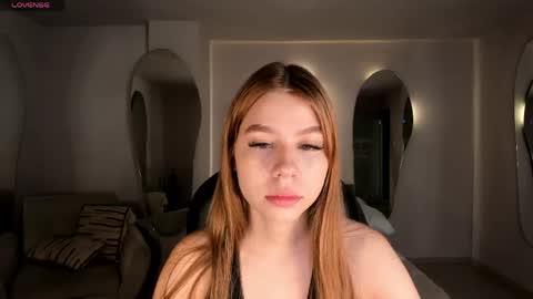 Tiffanny Sins online show from April 19, 2026, 5:12 pm