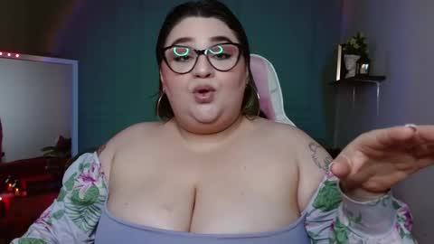 dont forget ask for custom vids  online show from December 9, 2024, 8:22 am