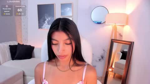 tiffany_low online show from March 23, 2026, 3:38 pm