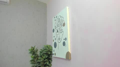 tiffany_mendez online show from April 4, 2026, 12:02 pm