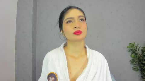 Snapshot of tiffany_mendez chatting on April 18, 2026, 12:09 pm tiffany_mendez online show from April 18, 2026, 12:09 pm