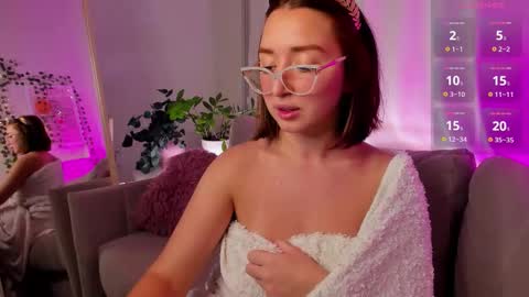 tiffany_robinson online show from March 16, 2026, 3:12 am