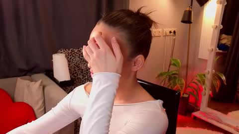 Snapshot of tiffany_sweetie chatting on November 30, 2025, 12:31 pm Tiffany online show from November 30, 2025, 12:31 pm