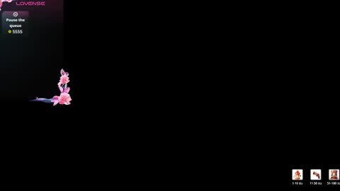 Snapshot of tiffanyhoustton chatting on February 4, 2026, 12:33 pm tiffanyhoustton online show from February 4, 2026, 12:33 pm