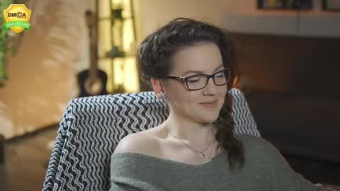 tiffanyriox online show from March 26, 2026, 12:50 am