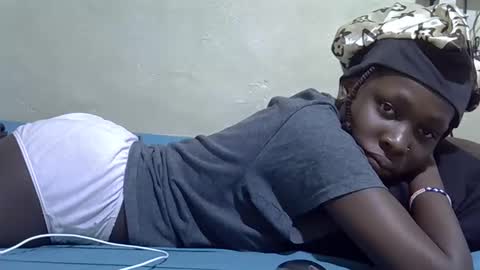 tight_pussie online show from March 26, 2026, 10:37 pm