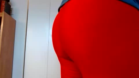 Tightshortsspank online show from November 27, 2025, 8:44 pm