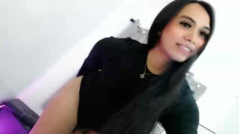 Tijana online show from December 22, 2025, 4:42 am