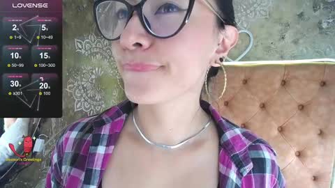 TILA TEQUILA online show from February 8, 2025, 3:21 pm