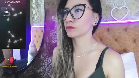 TILA TEQUILA online show from February 22, 2025, 3:25 pm