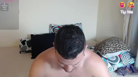 Timothy and Santy online show from November 4, 2025, 8:41 pm