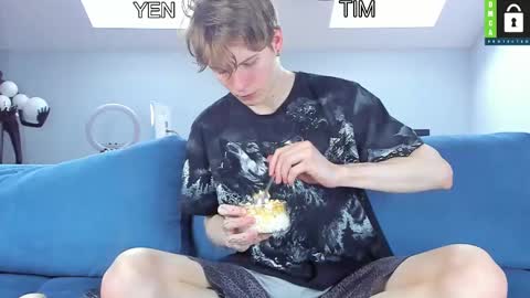 Tim online show from March 8, 2025, 8:33 am