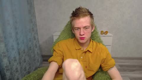 Snapshot of timmy7topcut chatting on January 23, 2025, 10:11 am Timmy online show from January 23, 2025, 10:11 am