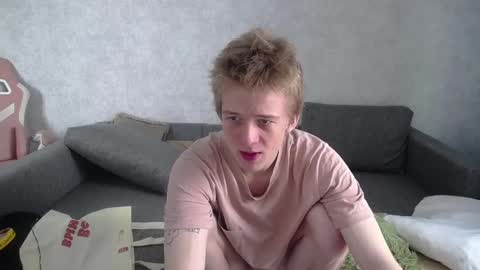 Snapshot of timmy7topcut chatting on March 3, 2025, 4:58 am Timmy online show from March 3, 2025, 4:58 am