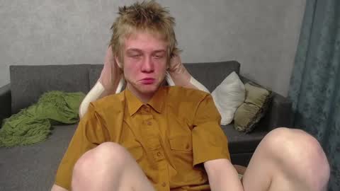 Snapshot of timmy7topcut chatting on March 10, 2025, 3:30 pm Timmy online show from March 10, 2025, 3:30 pm