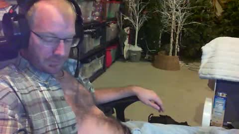 timtimmyyyy online show from September 18, 2025, 12:23 am