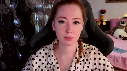 Tina online show from February 17, 2026, 4:31 am