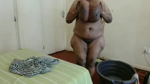 tinagiant online show from January 16, 2025, 8:00 am