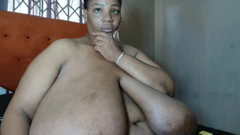 tinagiant online show from March 11, 2026, 12:55 pm