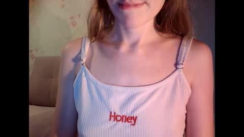 Snapshot of tinalamoon chatting on December 2, 2024, 11:12 am Lisa online show from December 2, 2024, 11:12 am