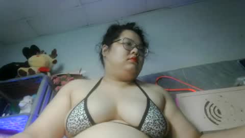 Snapshot of tini_bei chatting on July 24, 2026, 4:38 pm tini_bei online show from July 24, 2026, 4:38 pm