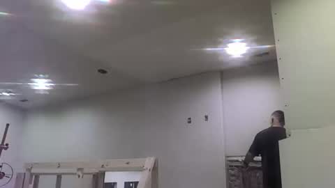 Snapshot of tinmon84 chatting on November 15, 2025, 2:53 am Dan online show from November 15, 2025, 2:53 am