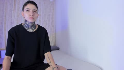 TINNY AND CANDY online show from November 17, 2025, 11:49 am