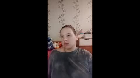 tiny_alkaid online show from April 14, 2026, 7:14 am