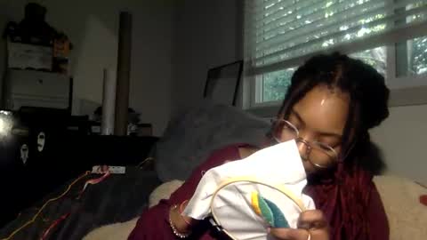 Snapshot of tiny_cupcake2 chatting on October 19, 2025, 7:03 pm cupcake online show from October 19, 2025, 7:03 pm