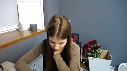 Snapshot of tiny_felicity chatting on February 27, 2025, 7:44 am Gloria online show from February 27, 2025, 7:44 am