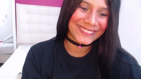 tiny_whore18 online show from December 28, 2024, 7:11 pm