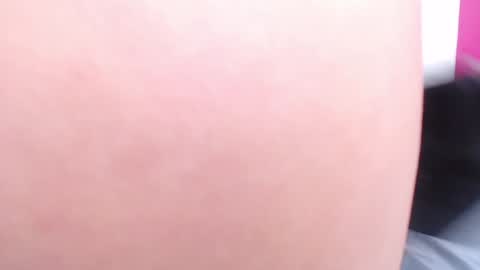 tiny_whore18 online show from January 7, 2025, 8:10 pm