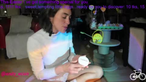 Tiny online show from March 31, 2026, 7:03 pm