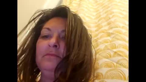 tinyassbossymilf online show from March 8, 2026, 9:02 am