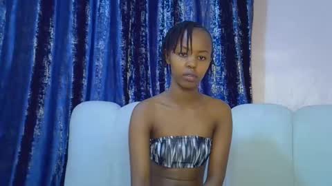 Snapshot of tinybarbie_ chatting on March 8, 2026, 4:49 am Barbie online show from March 8, 2026, 4:49 am