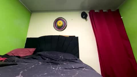 Snapshot of tinycockdeepass chatting on December 16, 2025, 1:43 am Jack online show from December 16, 2025, 1:43 am