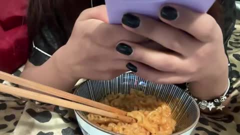 Snapshot of tinydaisy22 chatting on November 29, 2025, 6:38 am tinydaisy22 online show from November 29, 2025, 6:38 am