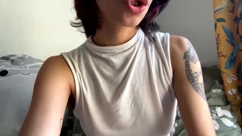 tinyhairycherry online show from May 11, 2026, 10:29 pm