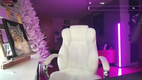 stage Kylie Sinner  brand CLITBAIT online show from February 13, 2026, 1:12 am