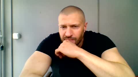 Snapshot of titan_heart chatting on June 23, 2026, 7:17 am titan_heart online show from June 23, 2026, 7:17 am