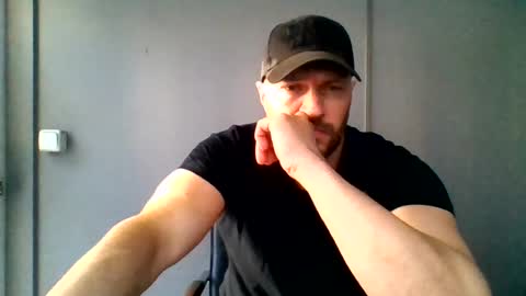 Snapshot of titan_heart chatting on June 28, 2026, 5:02 am titan_heart online show from June 28, 2026, 5:02 am