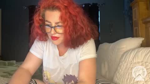 Snapshot of titaniarose chatting on March 11, 2025, 10:09 pm titaniarose online show from March 11, 2025, 10:09 pm