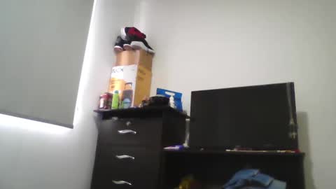 Ester online show from January 5, 2025, 5:51 pm