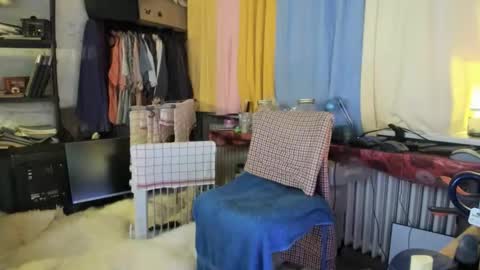 liebe es mich nackt vor der cam zu zeigen online show from February 28, 2026, 8:37 am