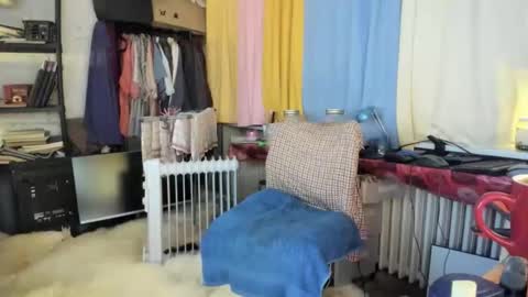 liebe es mich nackt vor der cam zu zeigen online show from March 12, 2026, 7:25 am